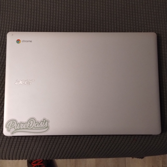 Acer Chromebook 315 Touch Screen - Picture 4 of 4